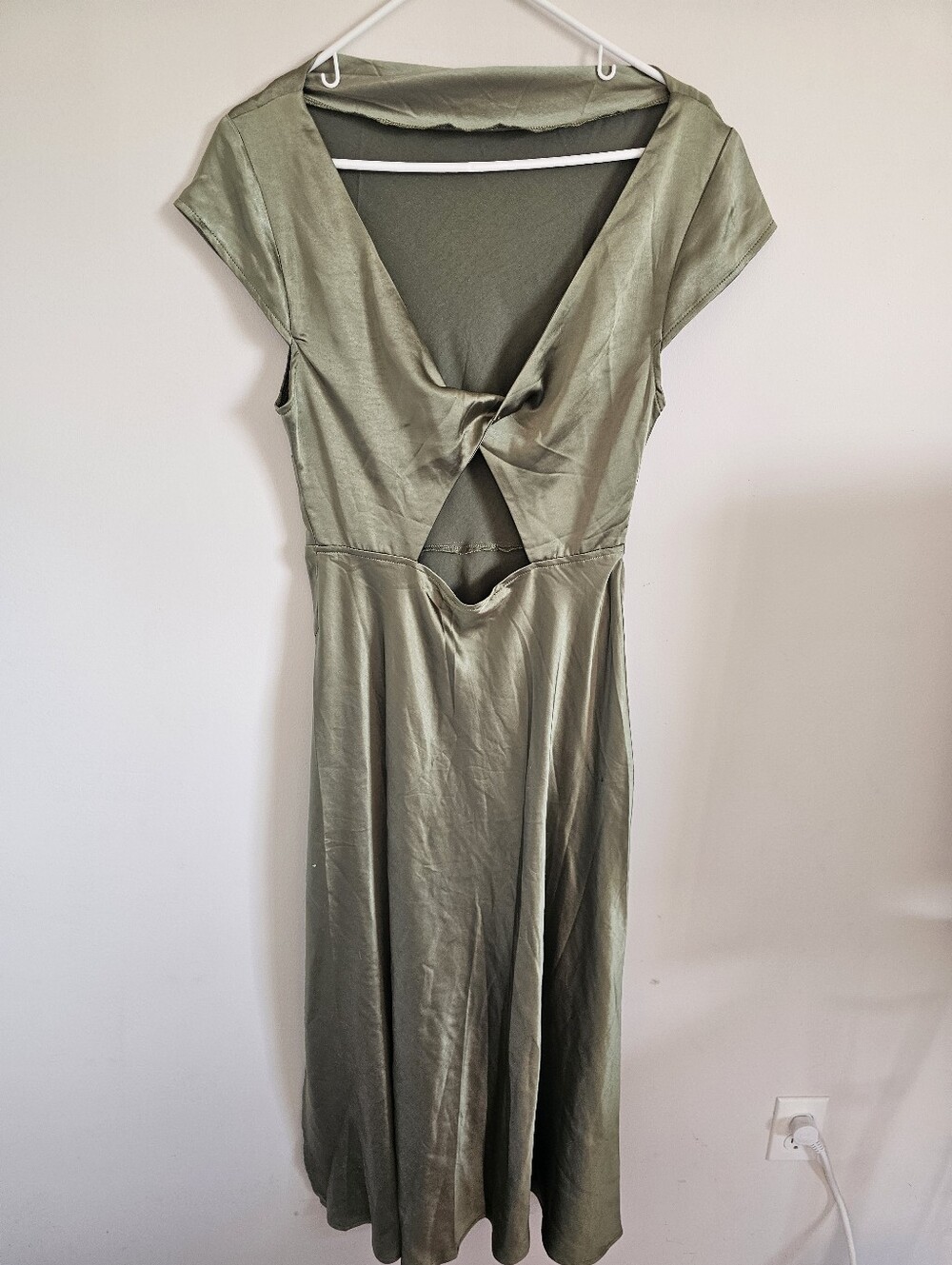Selfie Leslie Olive Green Satin Midi Dress - Picture 9 of 9